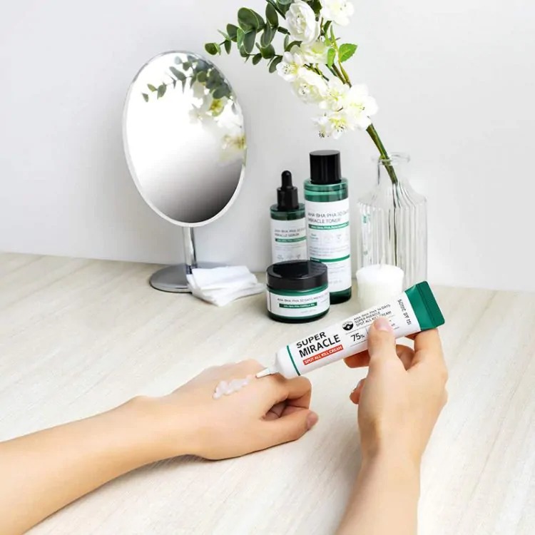 Picture of International Korean Product Skin care Some by mi SUPER MIRACLE Spot all kill cream used for male female - 30 ml