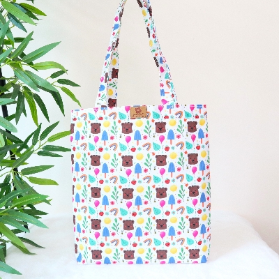 Picture of SamiaCrafts Elegant Tote Bag with High-Quality Zipper: Cute Bear Summer Printed Tote Bag