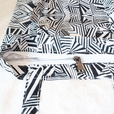 Picture of SamiaCrafts Custom Experience - Stylish Long-Handled Tote Bag with Zipper: Abstract Printed Tote Bag - Couture - High-end - Understated Sophistication