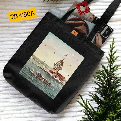 Picture of Heavy-Duty Canvas Tote Bag with Zipper Closure – Perfect for Women’s Work, College & Travel Needs