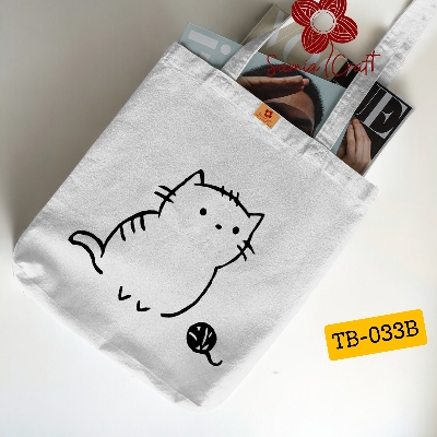 Picture of Large Canvas Tote Bag with Zipper – Perfect for College, Travel, and Work for Women and Girls