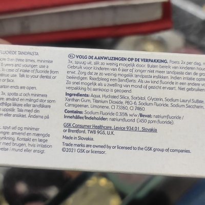 Picture of International Solovakia Product Aquafresh Fresh & Minty Toothpaste 125ml