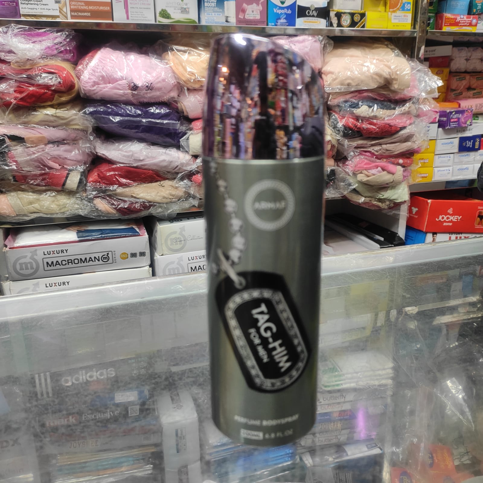 Picture of International UAE product Body Spray Armaf Tag-Him used for male - 200 ml