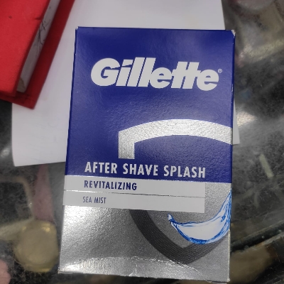 Picture of Gillette Series After Shave Splash Revitalizing Sea Mist Size: 100ml