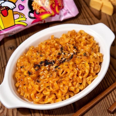 Picture of Samyang Buldak Carbonara Hot Chicken Flavour Ramen 130gm