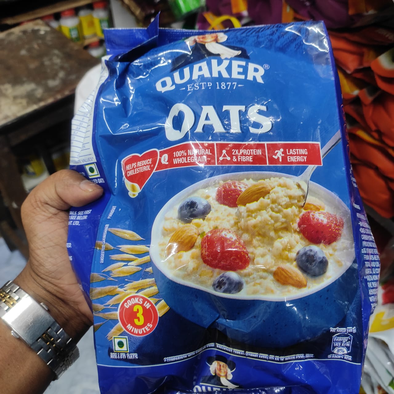 Picture of Quaker Oats 1kg, Rolled Oats Natural Wholegrain, Nutritious Breakfast Cereals, Dalia Porridge, Easy to Cook