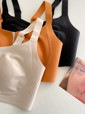 Picture of Wireless Large Size Ladies Underwear Senseless Bra Light Ultra Thin Chest Pads New Styles extra premium sports bra