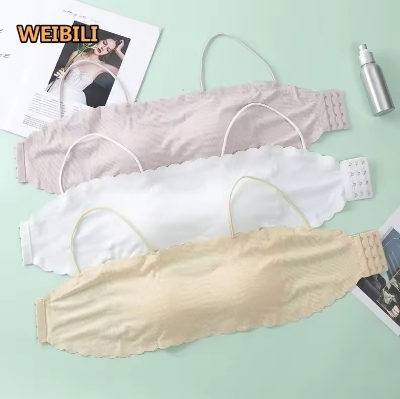 Picture of Women Comfortable Wire-Free Lace Push-Up Seamless Breathable Bra