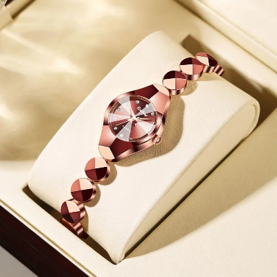 Picture of Women Watch Light Luxury Brand high-end Exquisite Bracelet Wristwatch Waterproof Ladies Fashion Quartz Watches gift