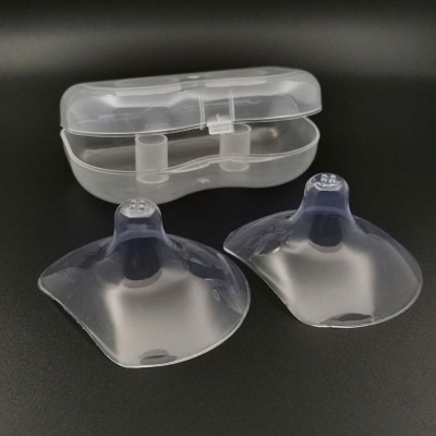 Picture of 2 Piece Nipple Shield with Carrying Boxes Breastfeeding Nipple