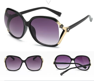 Picture of Fashionable Design Sunglasses for Women