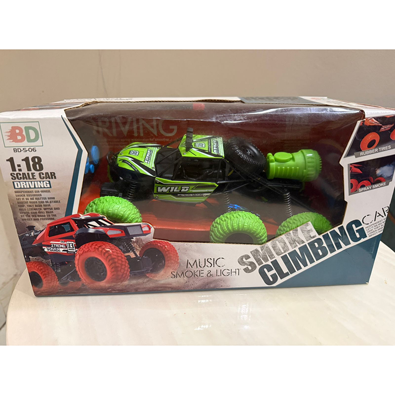 Picture of Smoke Climbing Off Road Car