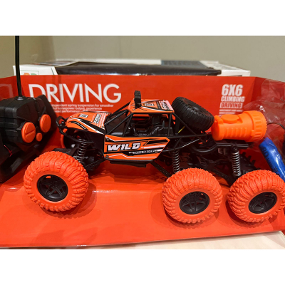 Picture of Smoke Climbing Off Road Car