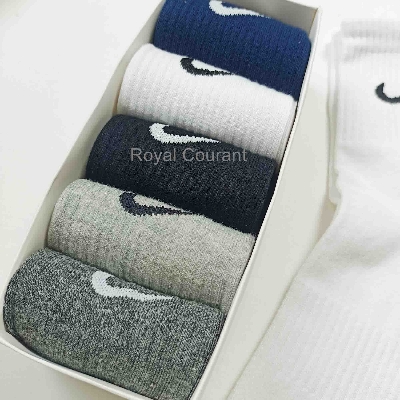 Picture of Performance With Ribbed Bands Cushion Crew Socks: Stay Comfortable During Sports Activities With These Cushion Crew Socks Designed For Athletic Performance.