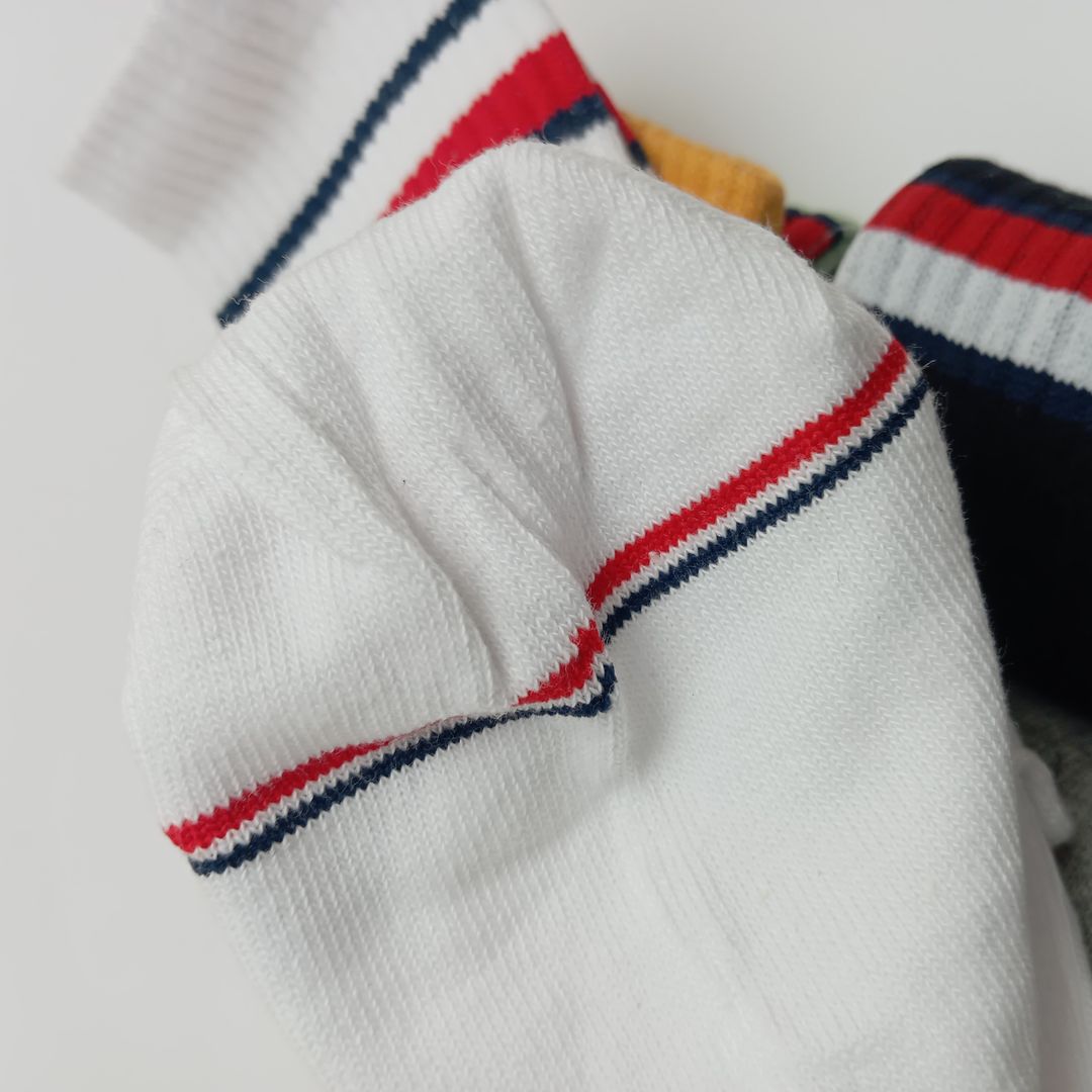 Picture of Men's Crew Socks - Iconic High-Quality - 5 Pair Box - Comfortable and Stylish Socks for Any Season