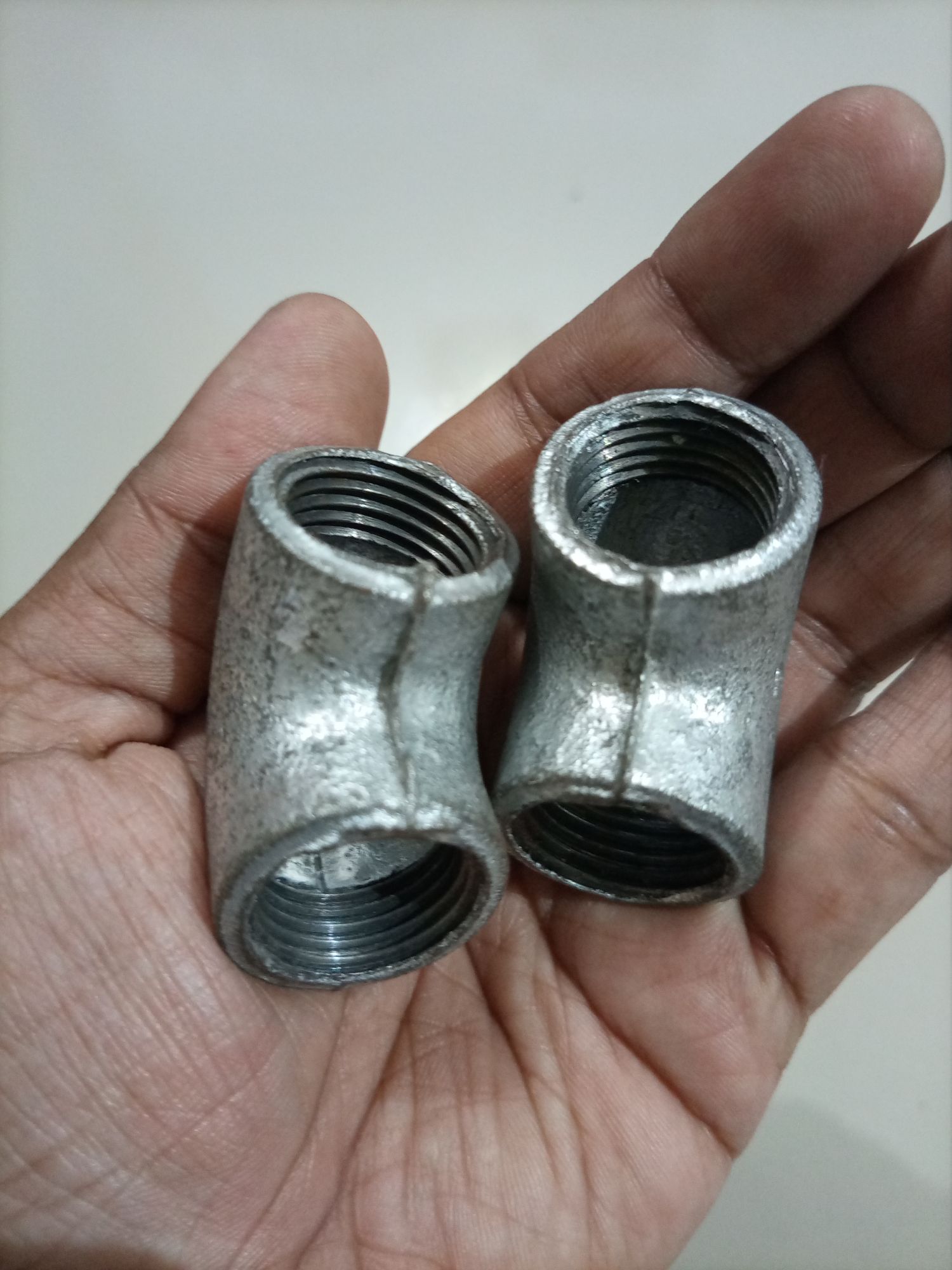 Picture of GI Elbow 1/2 inches