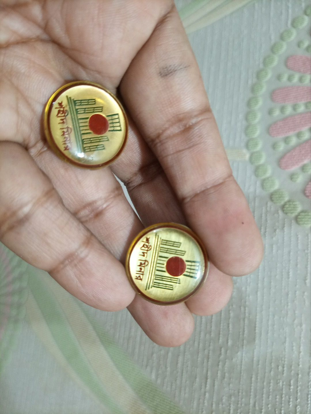 Picture of SHAHID MINAR Coat pin Broaches (01 pcs)