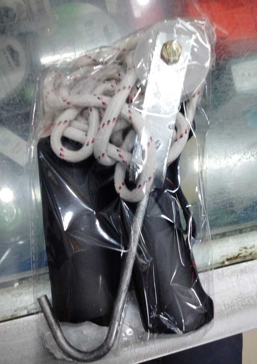 Picture of Overhead Hand Shoulder Pulley Equipment Kit With Rope For Home Gym Exercise & Physical Therapy - Plastic Handle