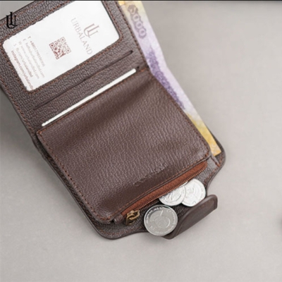 Picture of Urbaland Brook Bifold Wallet  – Brook Bifold Wallet - chocolate