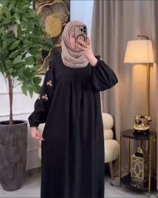 Picture of Abaya borka (Hatai Embroidery ) (No Hijab Only Borka ) Dubai Charry Georget Stylish Embroidery Work Party Borka For Women
