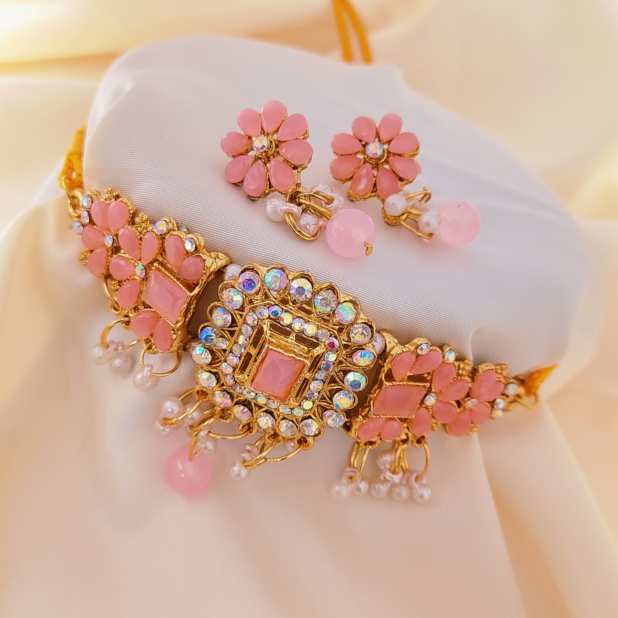 Picture of Choker Set for Women (Choker + Earring)