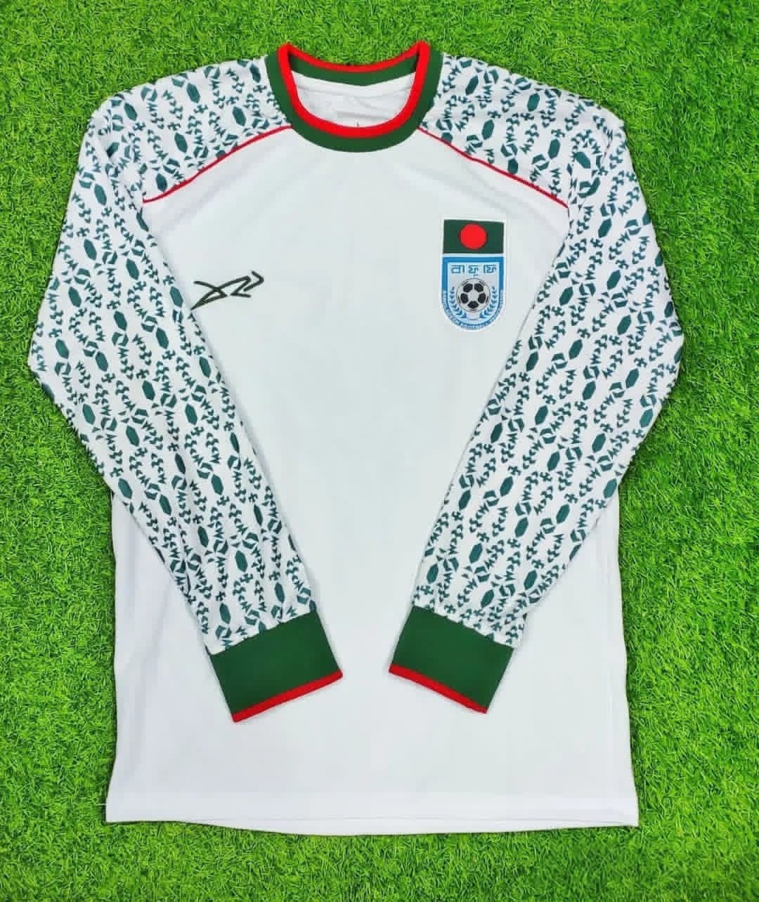 Picture of B-D Full Sleeve Thai Premium Football home Jersey For Men - Long Sleeve - Bangladesh Fan Jersey 2025 New t-shirts premium quality t-shirts 2025/26