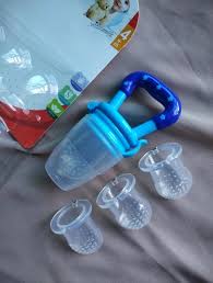 Picture of New Star Bite Baby Fruit Teether Baby Pacifiers Feeder Kids Fruit Feeder Nipples Feeding Safe Silicone Baby Supplies Nipple Teat Pacifier (with Extra 3 Nipples) -Color as per stock