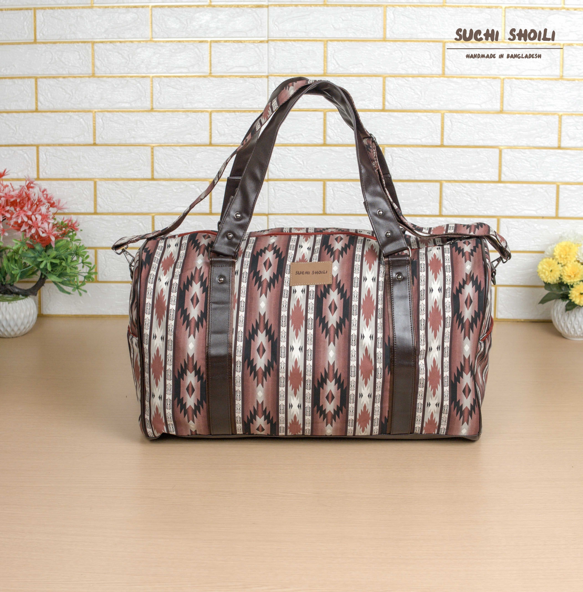 Picture of Red Texture Square Duffel Bag