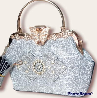 Picture of Luxury butterfly party bag for women/Glitter butterfly vanity bag
