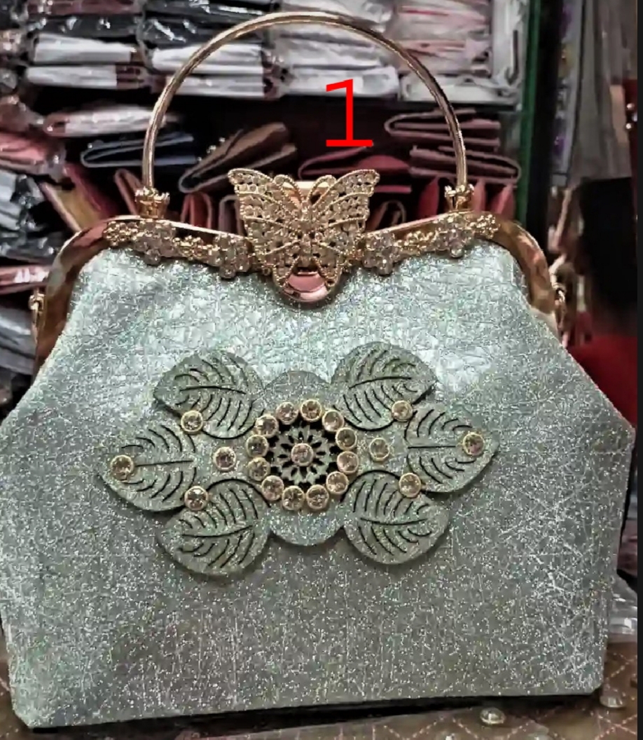 Picture of Luxury butterfly party bag for women/Glitter butterfly vanity bag