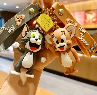 Picture of Tom and Jerry Pendant Key Ring Car Jewelry/Tom Or Jerry Pendant Key Ring Vehicle Jewelry - Add A Touch Of Fun And Personality To Keys Tom Or Jerry Key Ring Pendant