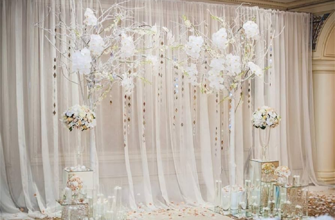 Picture of White Tissue Fabrics For Birthday, Wedding and Party Decoration