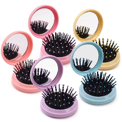 Picture of Maange silicone pocket hair brush