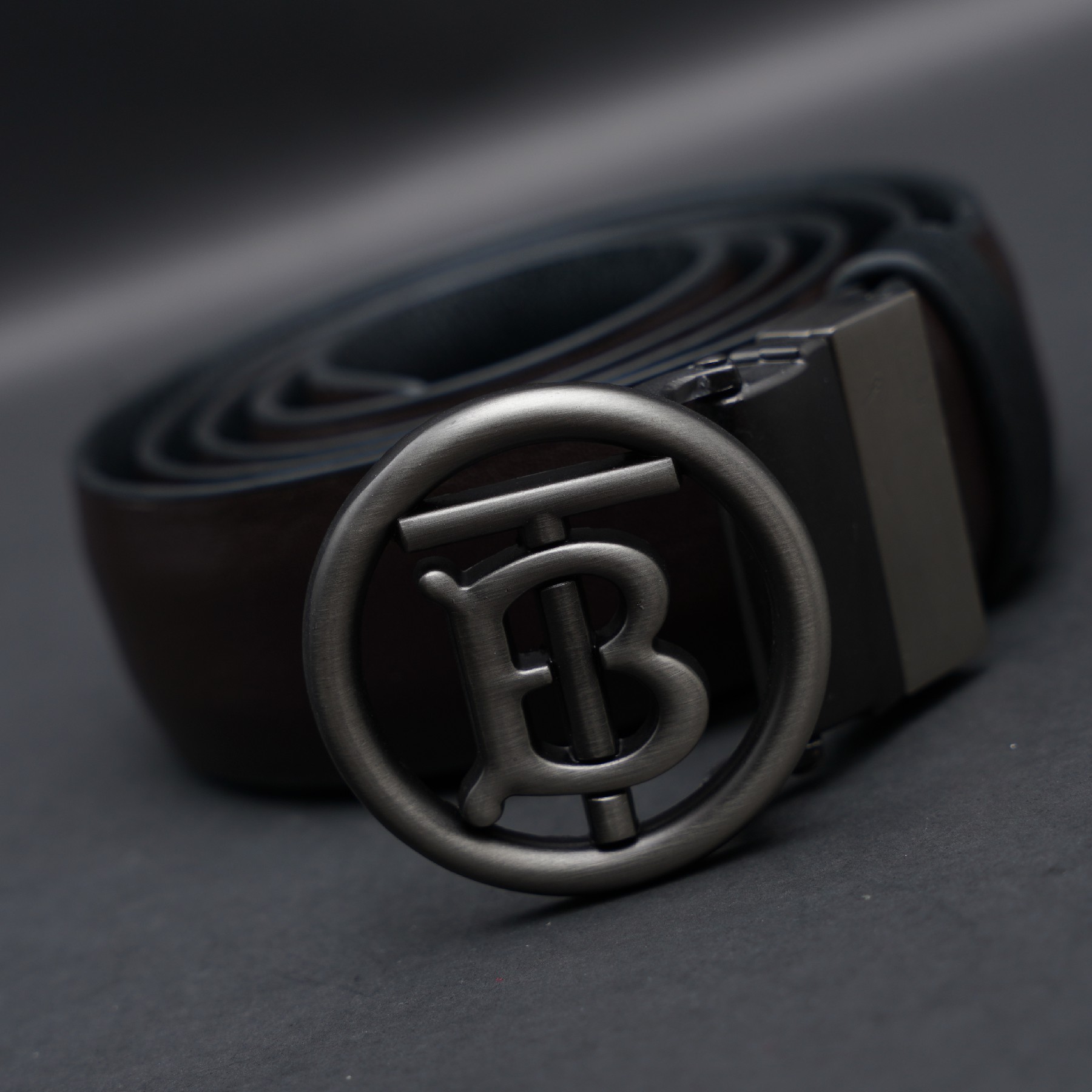 Picture of ZAYS Reversible Men’s Leather Belt – Premium Full-Grain Cowhide, Handcrafted in Bangladesh, Adjustable Waist, Rust-Free Buckle, Ideal for Office Wear, Jeans, Traditional Attire, Business Travel, Events & Everyday Use, Comes with Elegant Presentation Box