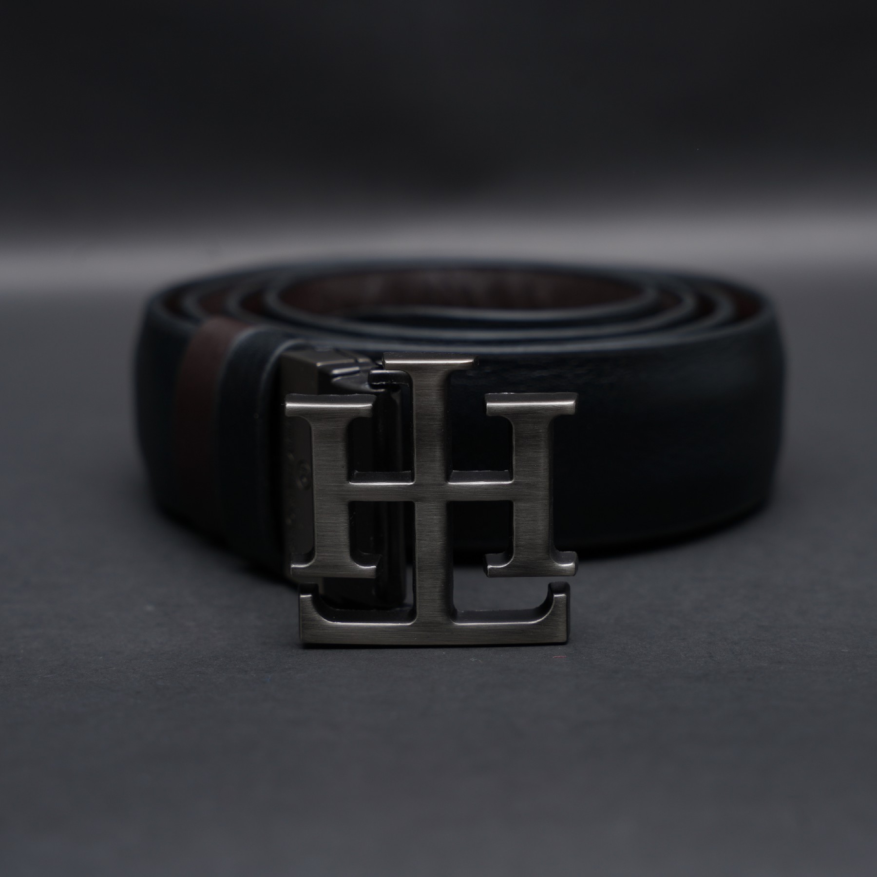 Picture of ZAYS Reversible Men’s Leather Belt – Premium Full-Grain Cowhide, Handcrafted in Bangladesh, Adjustable Waist, Rust-Free Buckle, Ideal for Office Wear, Jeans, Traditional Attire, Business Travel, Events & Everyday Use, Comes with Elegant Presentation Box
