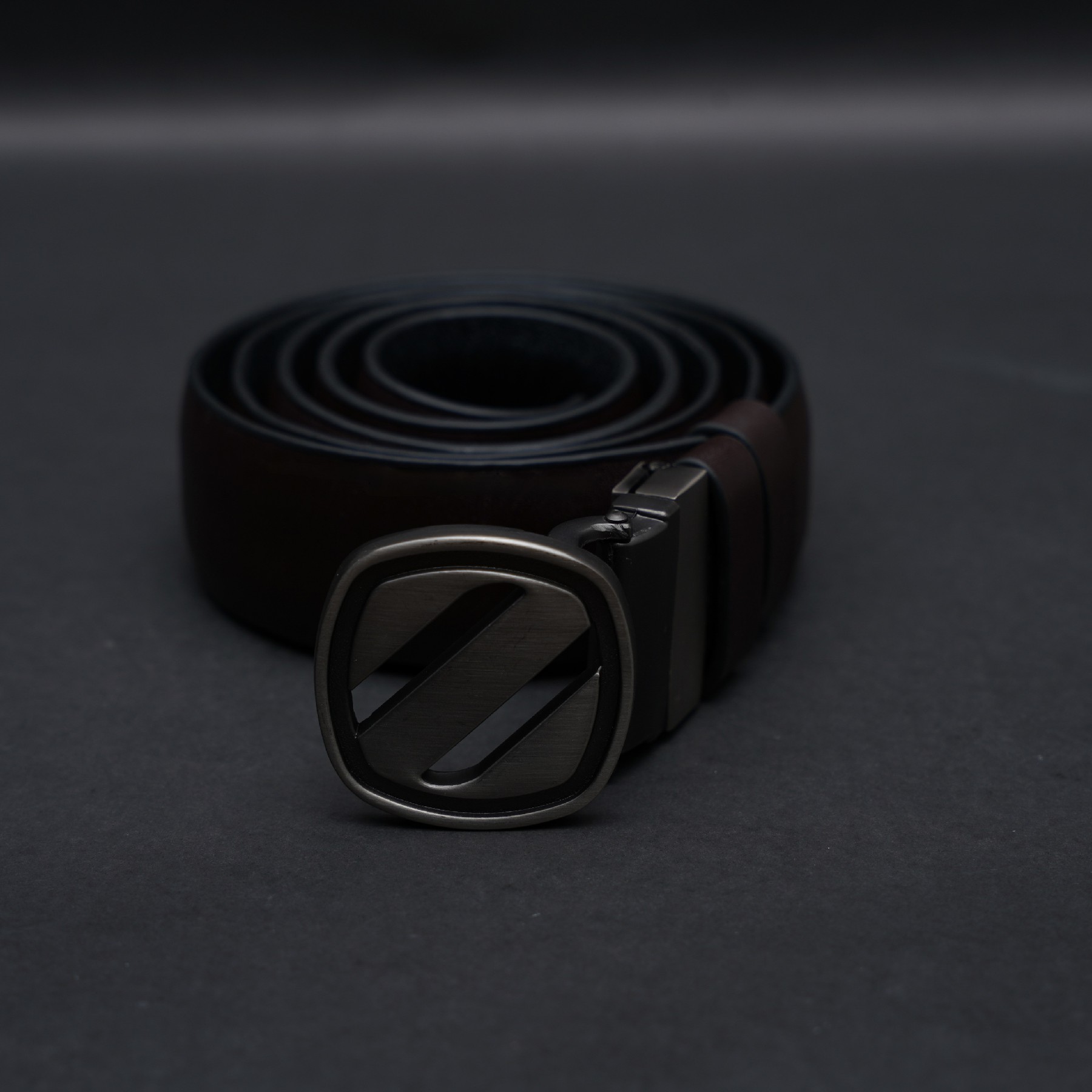 Picture of ZAYS Reversible Men’s Leather Belt – Premium Full-Grain Cowhide, Handcrafted in Bangladesh, Adjustable Waist, Rust-Free Buckle, Ideal for Office Wear, Jeans, Traditional Attire, Business Travel, Events & Everyday Use, Comes with Elegant Presentation Box