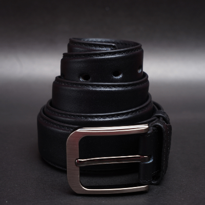 Picture of Zays Genuine Leather Belt for Men – Premium Full-Grain Cowhide, Handmade, Formal & Casual Use, Adjustable Fit, Exclusive Box Included, Stylish Black & Brown Belt for Office, Jeans, Eid, Wedding, Anniversary & Birthday Gift