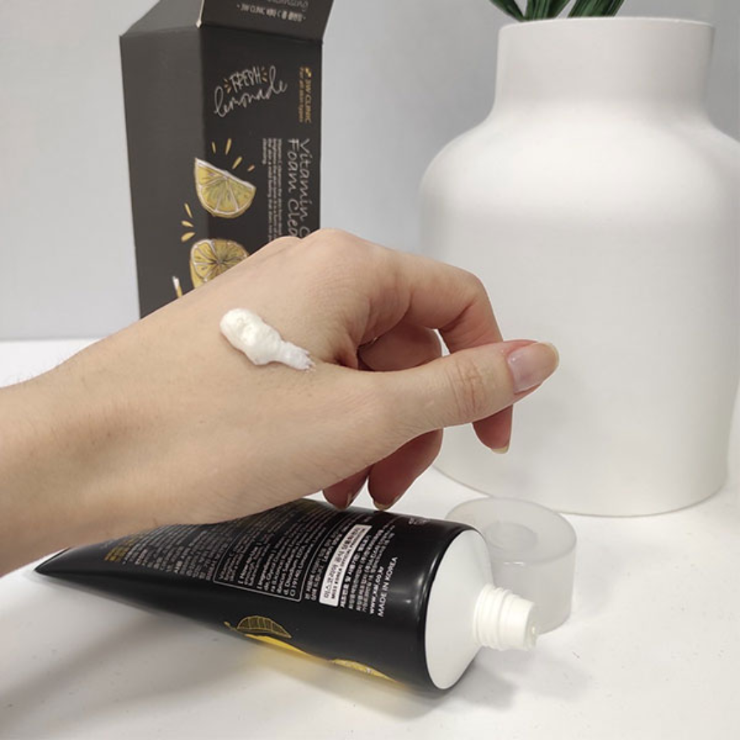 Picture of 3W Clinic Vitamin C Foam Cleansing - 100ml