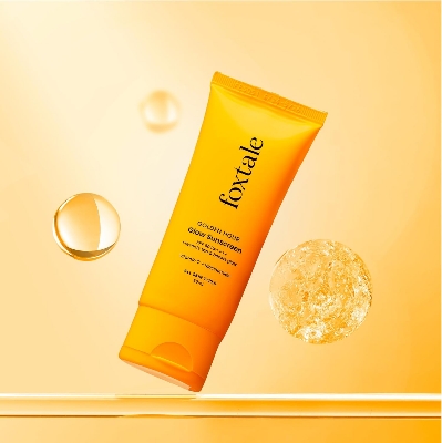 Picture of Foxtale Glow Sunscreen SPF 50 PA++++ Lightweight with Vitamin C and Niacinamide for Men & Women All Skin Types - 50 ml