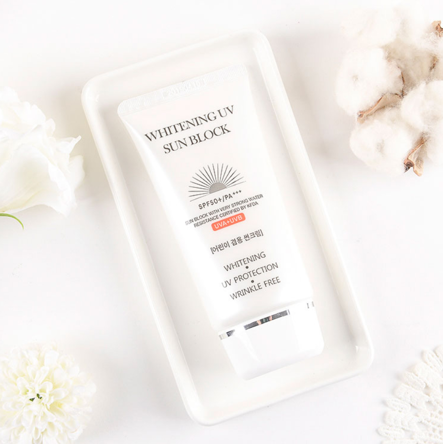 Picture of Jigott Whitening UV Sun Block - 70 ml