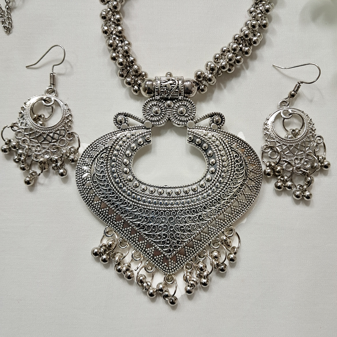 Picture of Antique Design Oxidized Silver Necklace With Earrings - Necklace For Girls