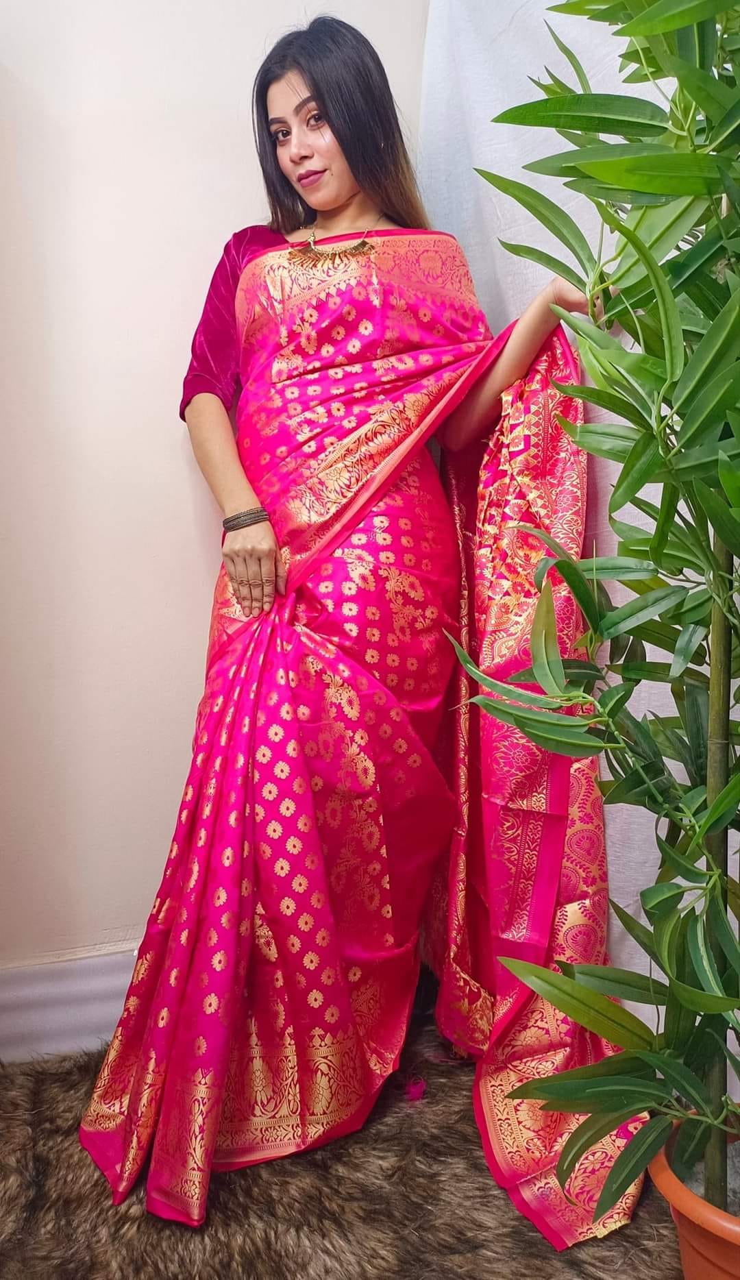 Picture of Tangail Katan Saree Combo Gift Set- Sari Churi Necklace Earrings Mirror Kitkat Mehedi Tip Golap Love Chocolate Box etc