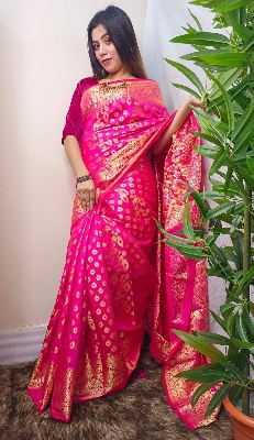 Picture of Tangail Katan Saree Combo Gift Set- Sari Churi Necklace Earrings Mirror Kitkat Mehedi Tip Golap Love Chocolate Box etc