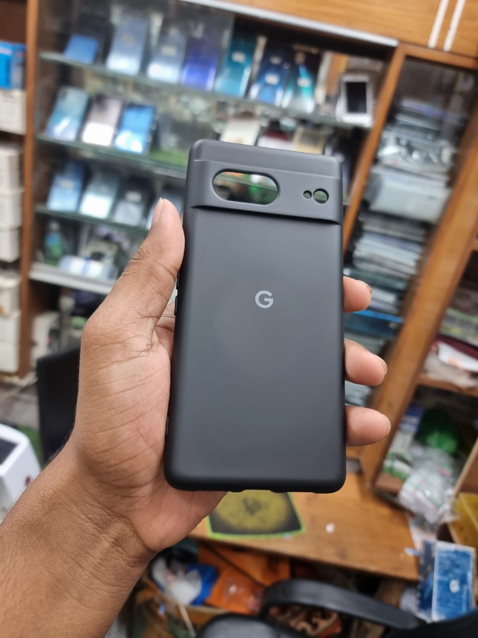 Picture of Original Liquid Silicone Phone Case For Google Pixel 7  Shockproof Soft Cover For Google Pixel 7 Accessories