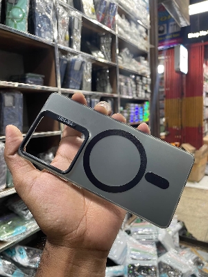 Picture of Infinix note 30 pro luxury macsafe so cool mobile backcover