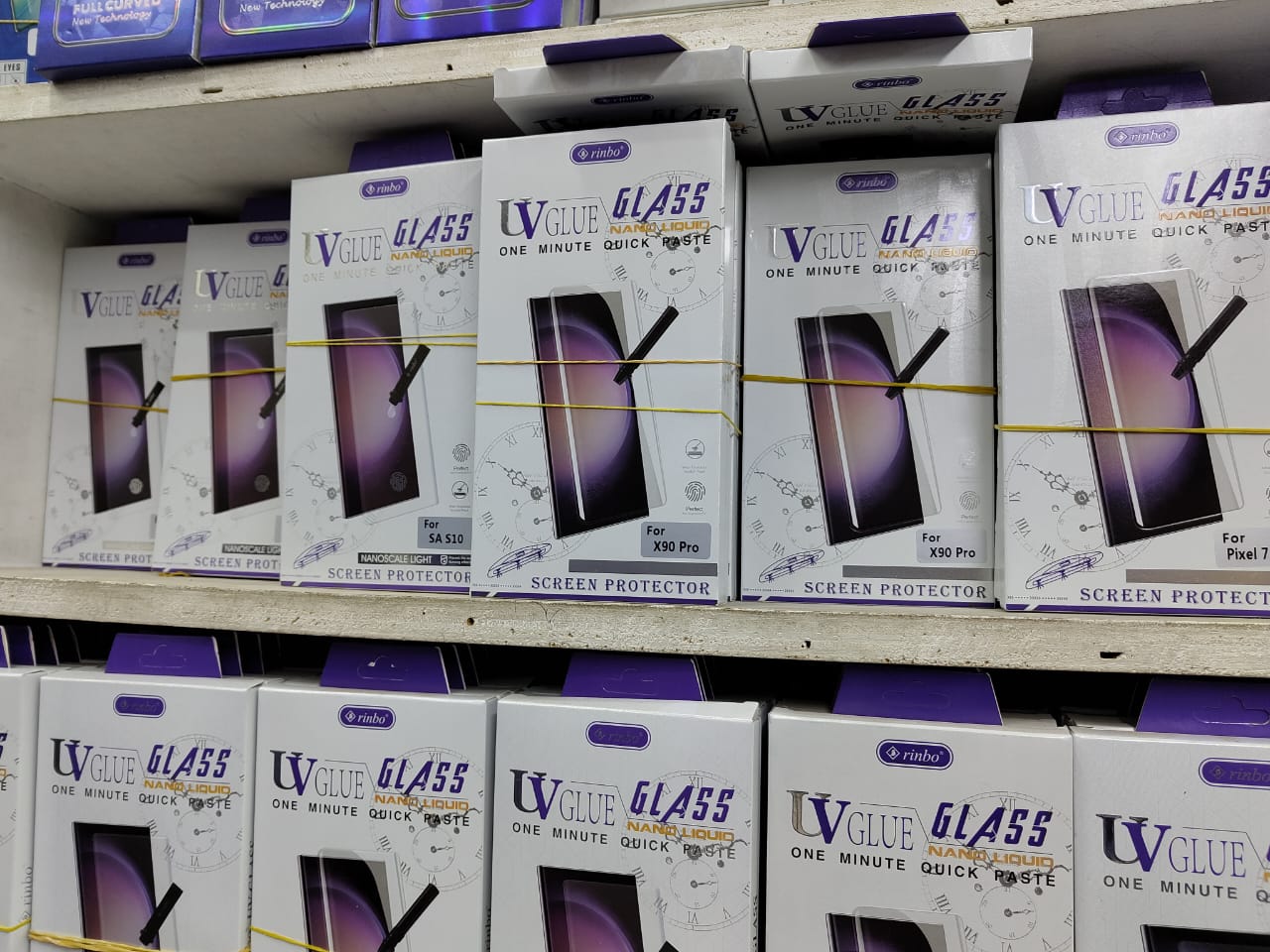 Picture of FOR VIVO V27 / V29 / V30 / V30 PRO / V25 PRO 5G TRANSPARENT UV LIGHT ADHESIVE TEMPERED GLASS SCREEN PROTECTOR