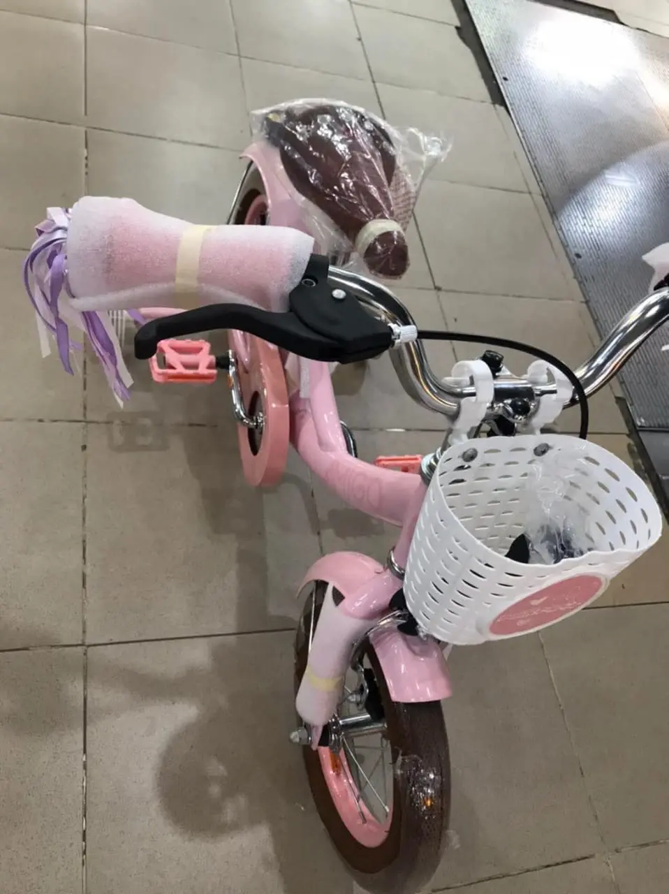 Picture of 12 Inch Ladies / Girls Bicycle with Back Seat Carrier, Front Basket, Full Wheel Mudguard & Chain Protector – Stylish & Safe Female Cycle