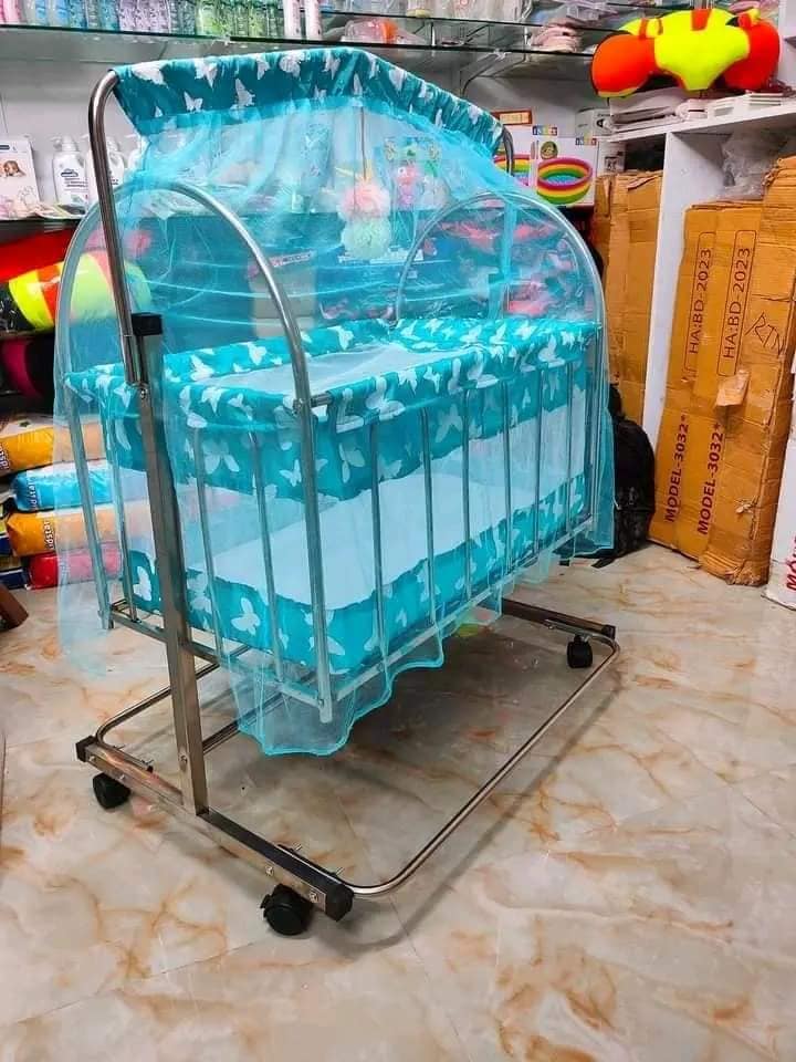 Picture of Stainless Steel Dolna Bed For New Born Baby A Cozy Nest Cradle model no  SS-3612 SPLENDER   dolna bed with mosquito net Bacchader Dolna Baby Dolna