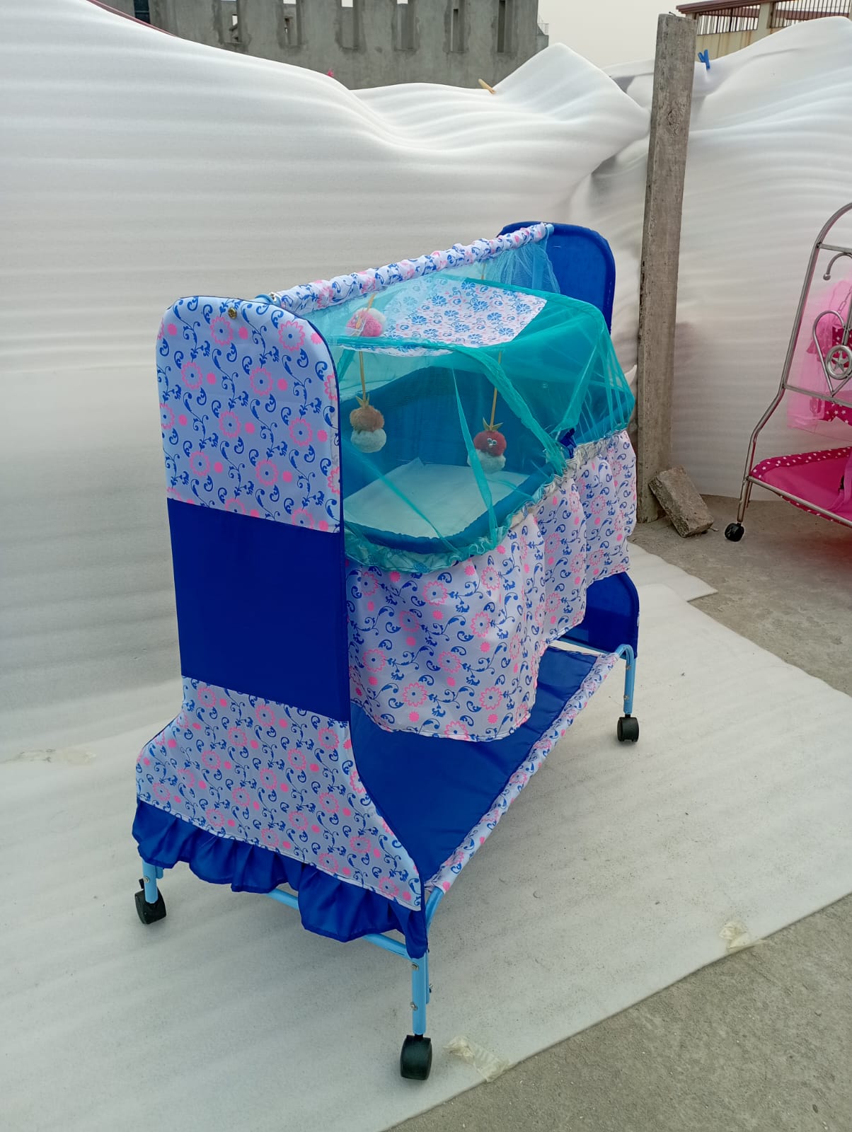 Picture of Dolna Bed For New Born Baby A Cozy Nest Cradle model no MS-732A Folding  dolna bed with mosquito net Bacchader Dolna Baby Dolna