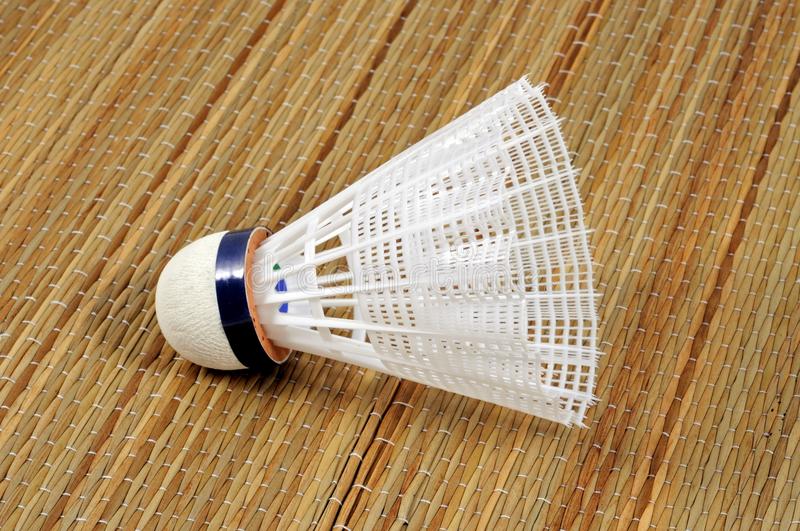 Picture of Golden Wing Superior Grade Badminton Nylon Shuttle Cock Racket Feathers 6 pcs